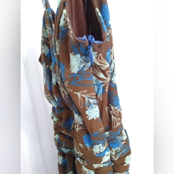 Dress, summer - Picture 4 of 7